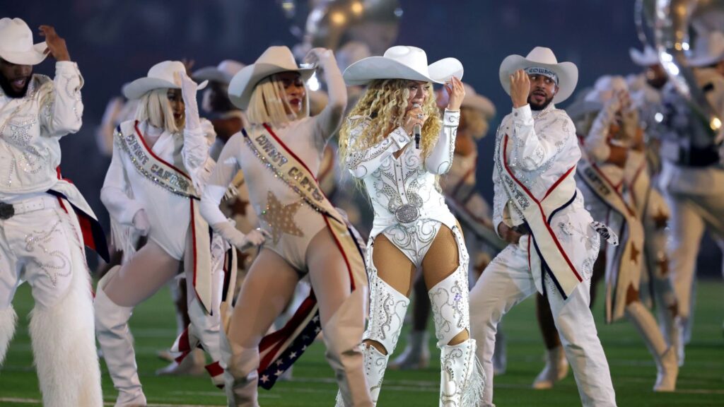 Beyoncé performing 'Beyoncé Bowl' during halftime at the Texans-Ravens game in Houston in Christmas Day.