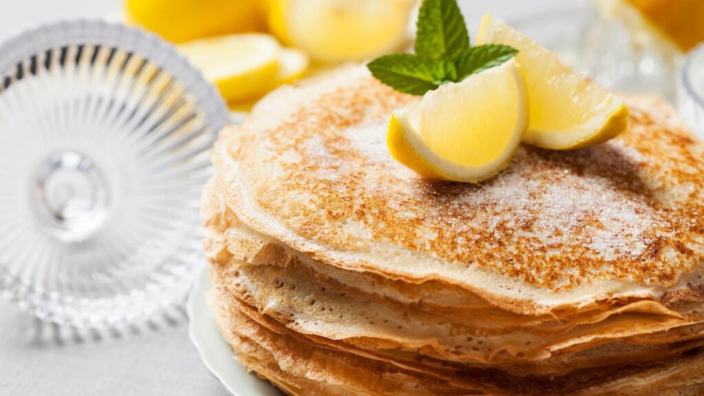 pancake with lemon and sugar